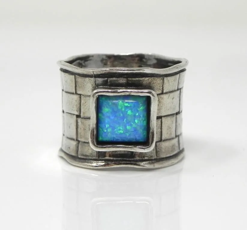 925 SILVER BLUE FIRE OPAL RING 9.52g