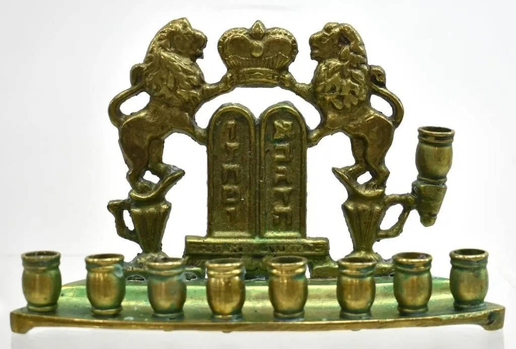 "LION OF JUDAH" TEN COMMANDMENTS MENORAH