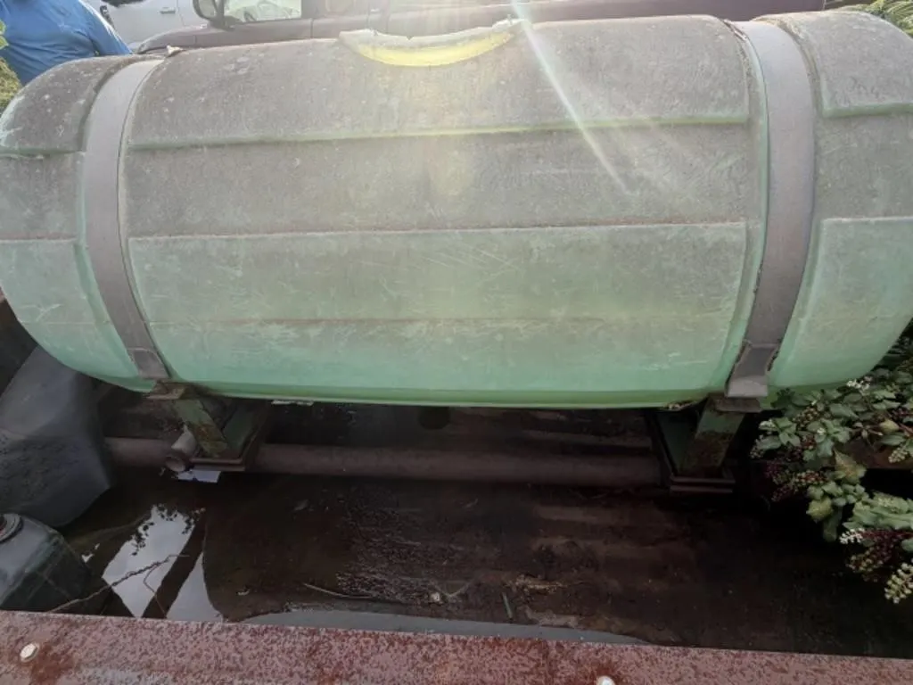 200 gallon tank on skids