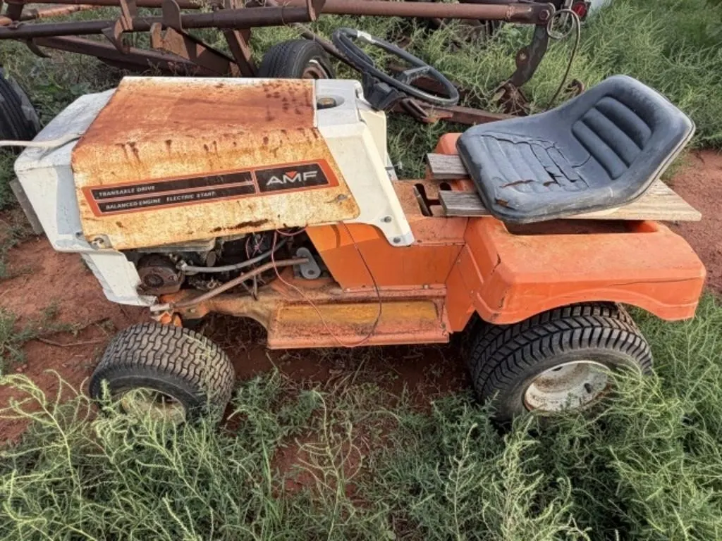 AMF Mower, No battery and no key. Unknown if runs