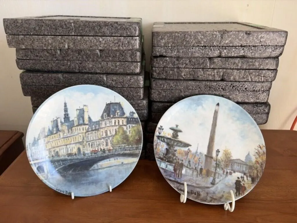 12 Porcelains De Limoges France Collector Plates