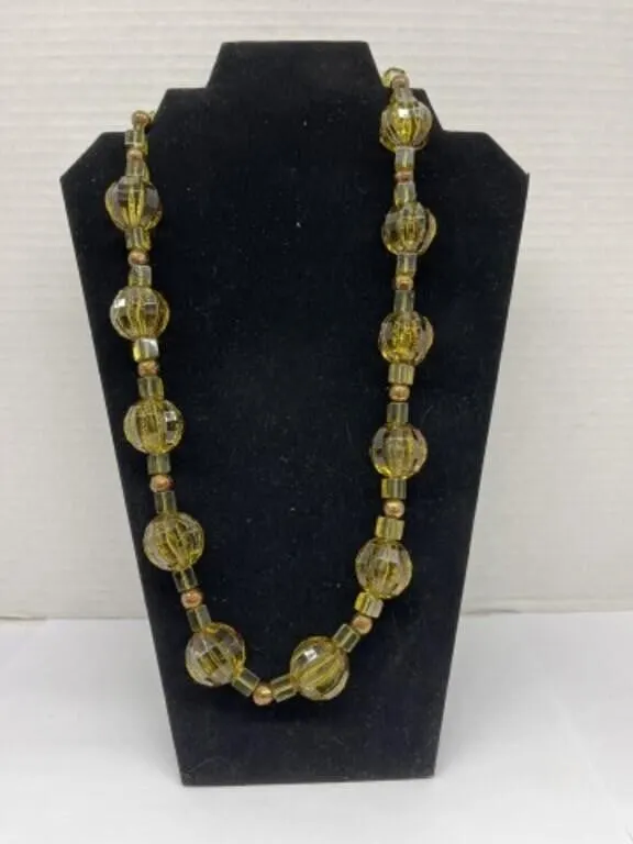 Modern Necklace Made with Yellow Gold, Green and