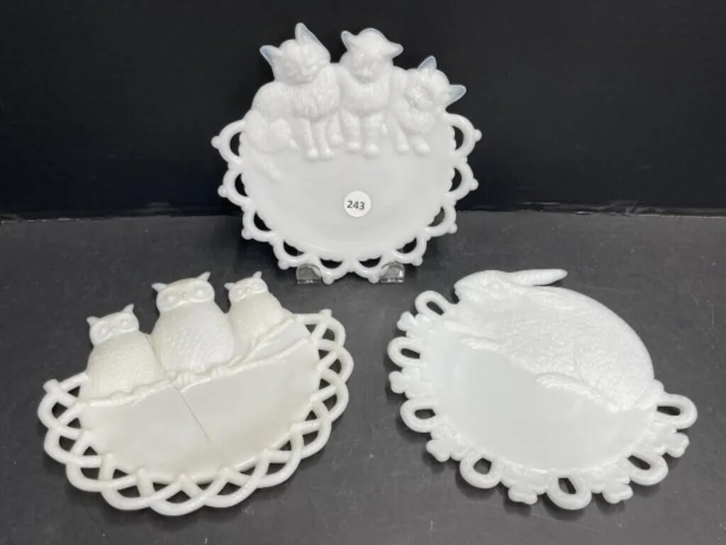 3 Vintage Milk Glass Animal Plates - Cats,