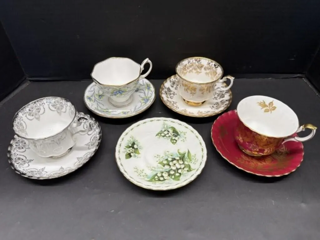 (4) Royal Albert Teacup & Saucer -