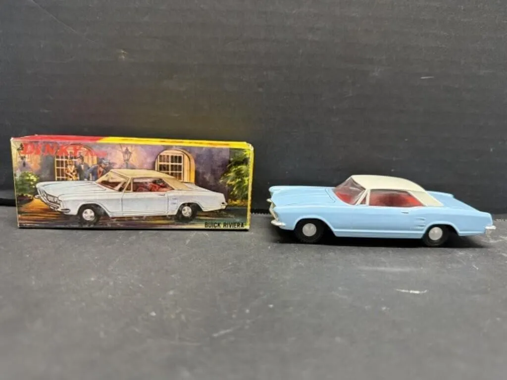 Dinky Toys Buick Riviera in Original Box