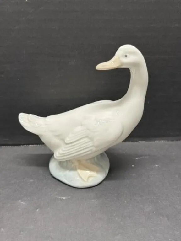 NAO by Lladro Goose Figure