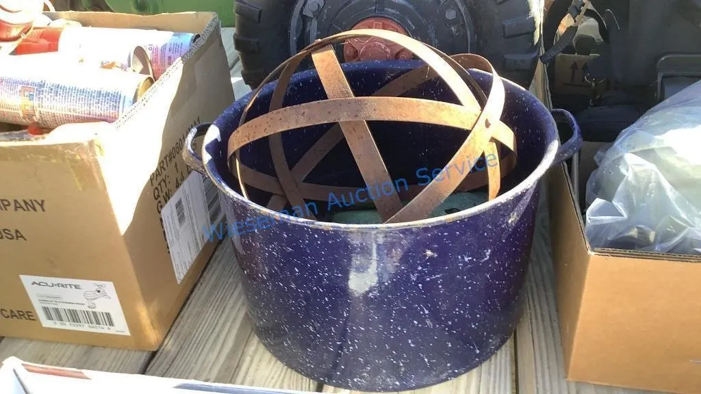 GRANITEWARE POT, METAL BALL, ETC