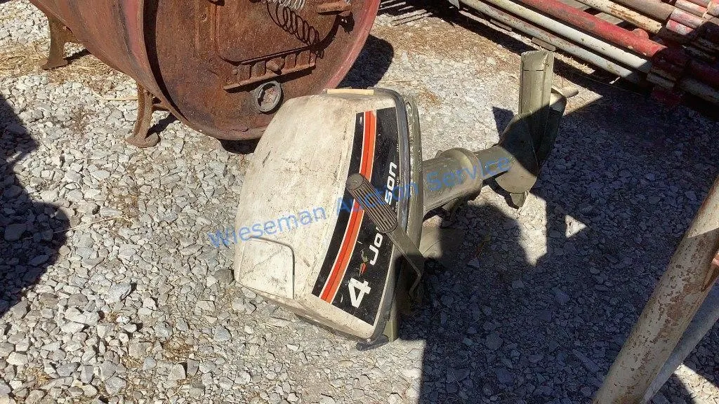 JOHNSON 4-STROKE FISHING MOTOR