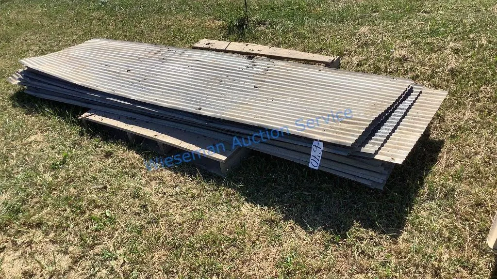 GALVANIZED BARN TIN APPROX 8-9ft