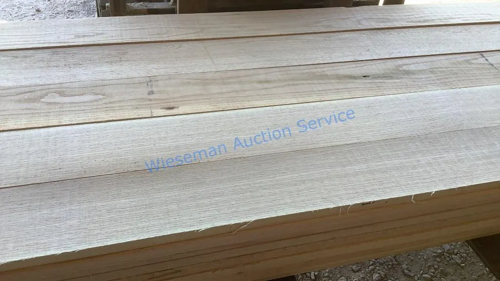 1x6x8 FRESH SAWN OAK LUMBER (40 BOARDS)