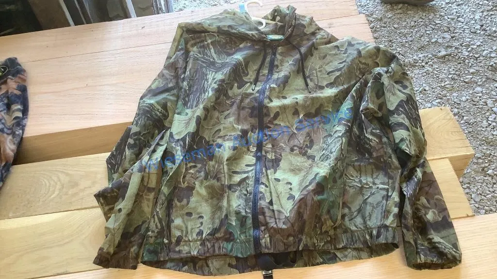 XL & L - CABELAS CAMO JACKET (XL) AND PANTS (L)