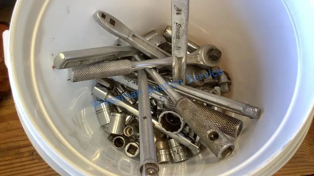 3/8" SOCKETS - SNAP ON, ETC