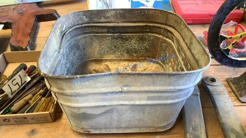 GALVANIZED WASH TUB
