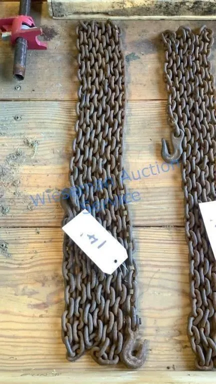 LOG CHAIN WITH TWO HOOKS - APPROXIMATELY 14FT