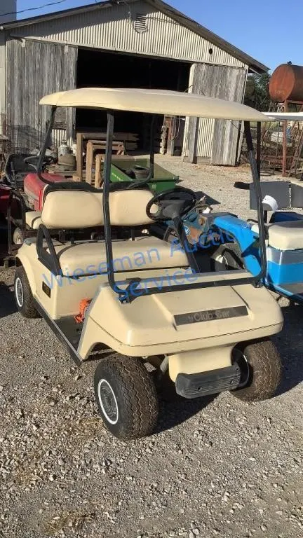 CLUB CAR GOLF CART - ELECTRIC