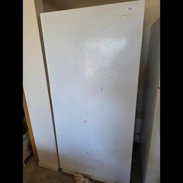 Frigidaire FFU20F3AW1 Upright Freezer White