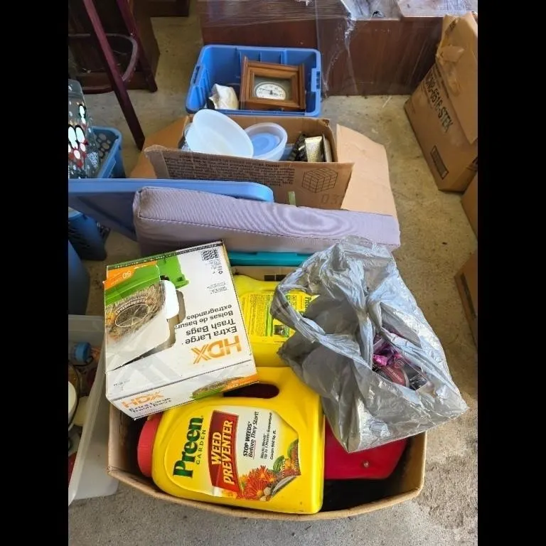 Dishes totes and more