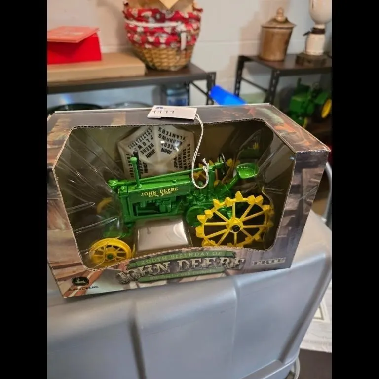 ERTL John Deere 100th Birthday Special Edition Tra