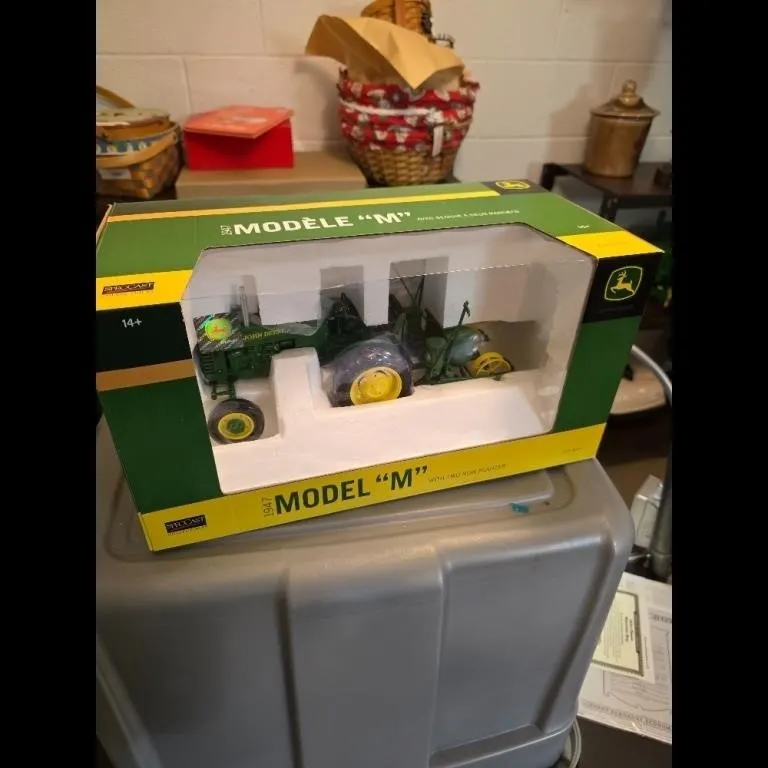 John Deere Model M Die-Cast Tractor with Two Row P