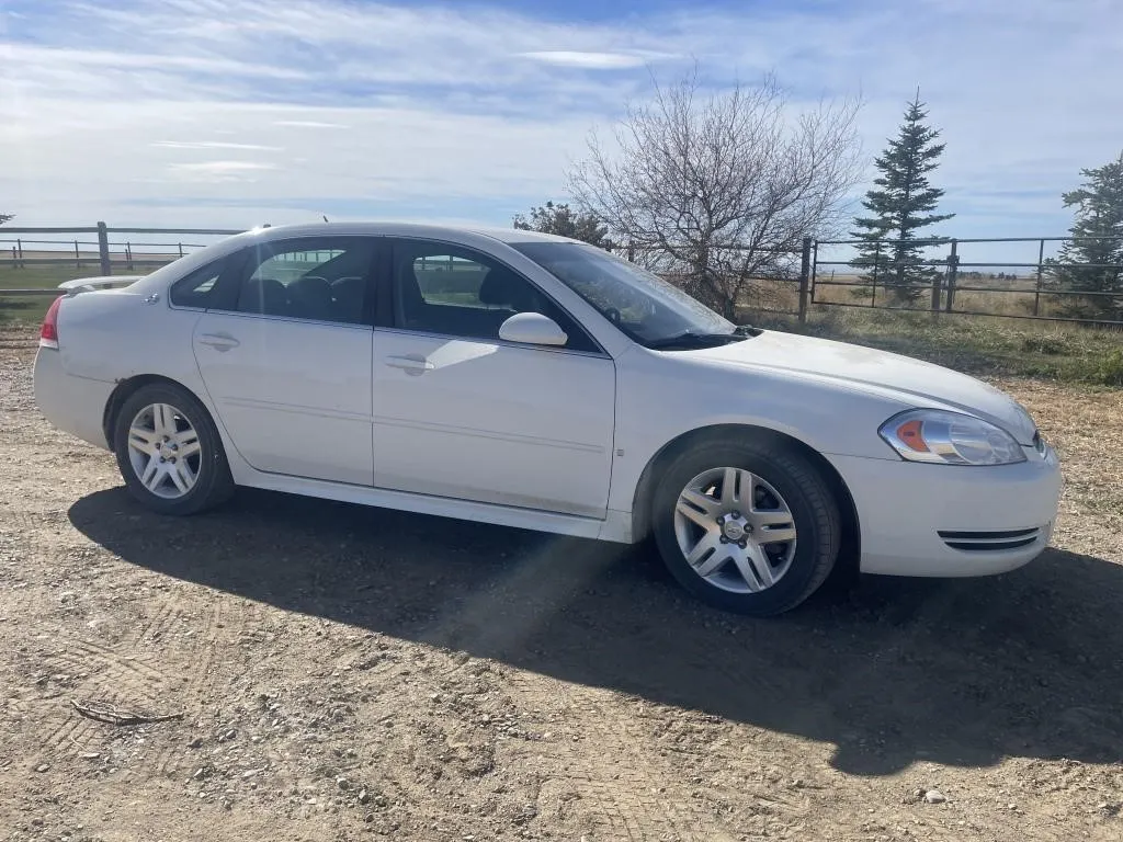 2009 Chevrolet LE Impala 4 Door Car