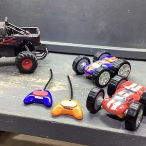 BOX W/ RC VEHICLES + REMOTES
