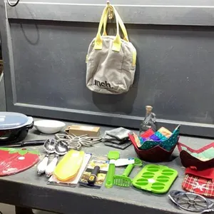 KITCHEN ITEMS - CUTTING BOARD, ICE CUBE TRAY, COASTERS, SALAD SERVERS