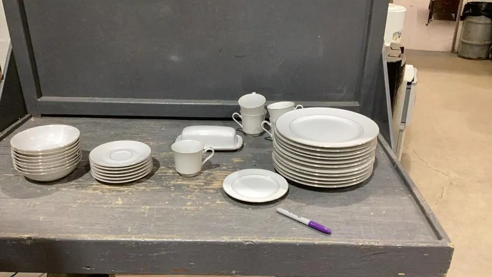 “TIFFANY” PORCELAIN CHINA DISHES