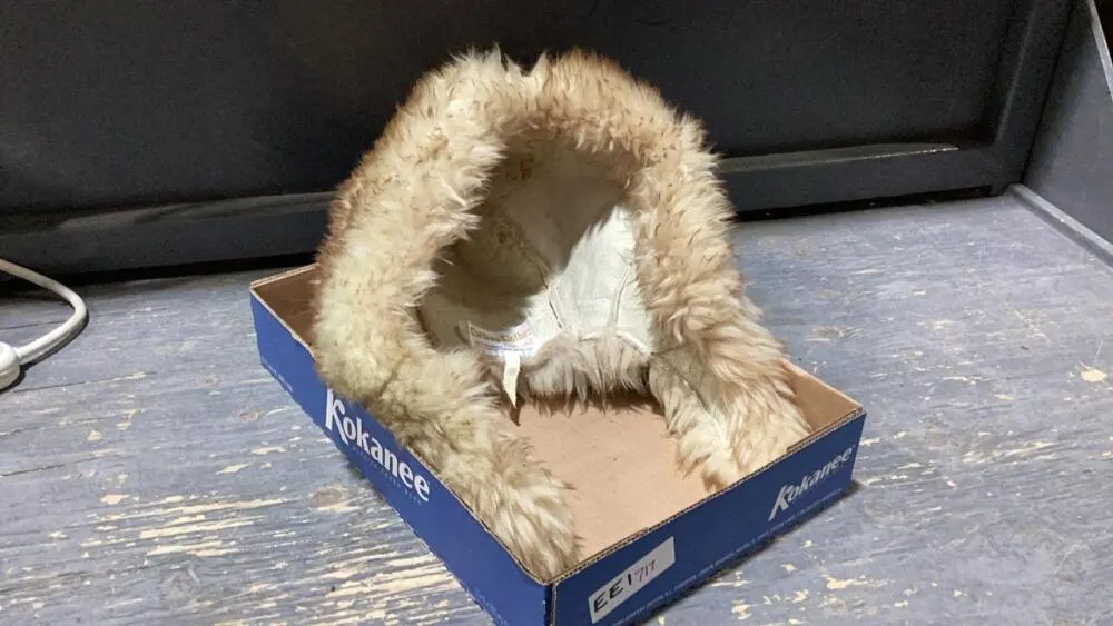 CARIBOU CLOTHES SHEEP SKIN HAT