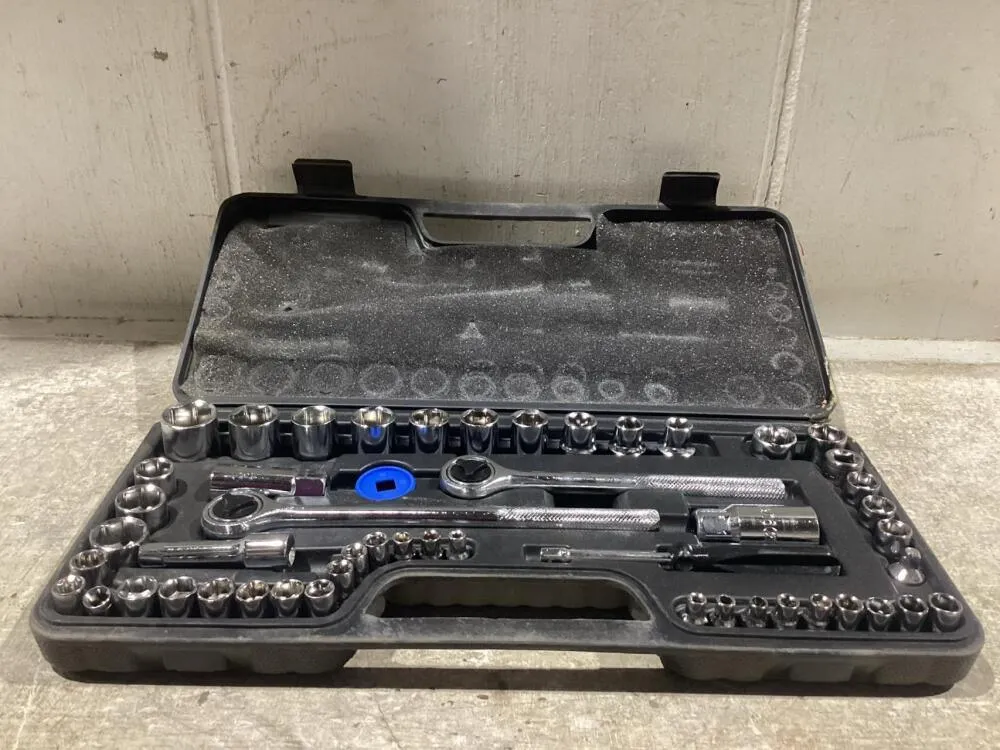 RATCHET SOCKET SET - SAE & METRIC
