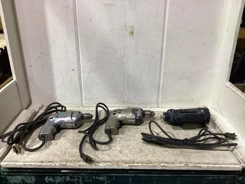 SHOP FLAT OF CORDED TOOLS W/ (2) B-D DRILLS & ROTOZIP-REBEL SPIRAL SAWS