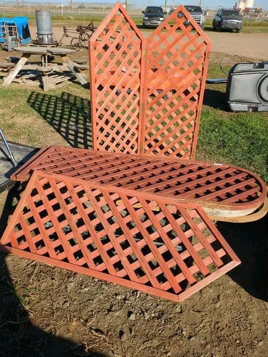 Pallet of Trellis