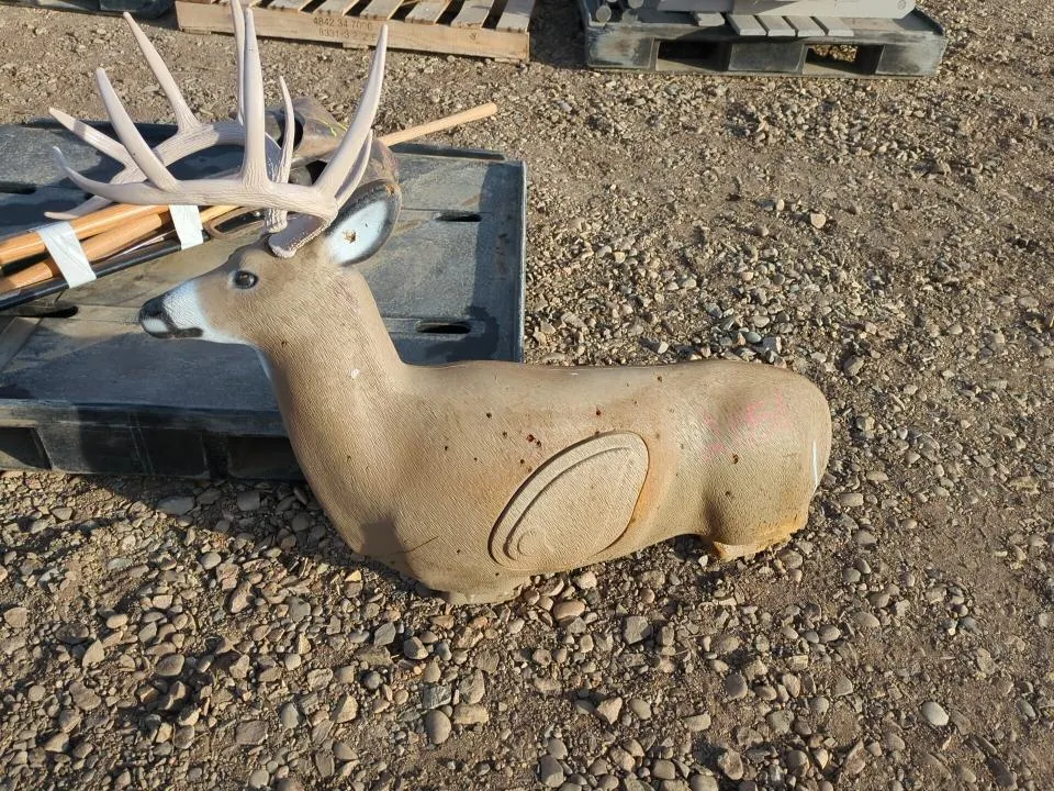 Target Deer