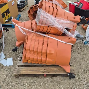 Pallet w/ Vertical Composting Planter Parts