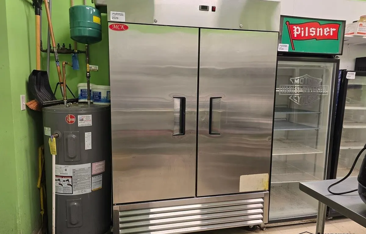 MCK ST54BF Door Freezer
UNRESERVED