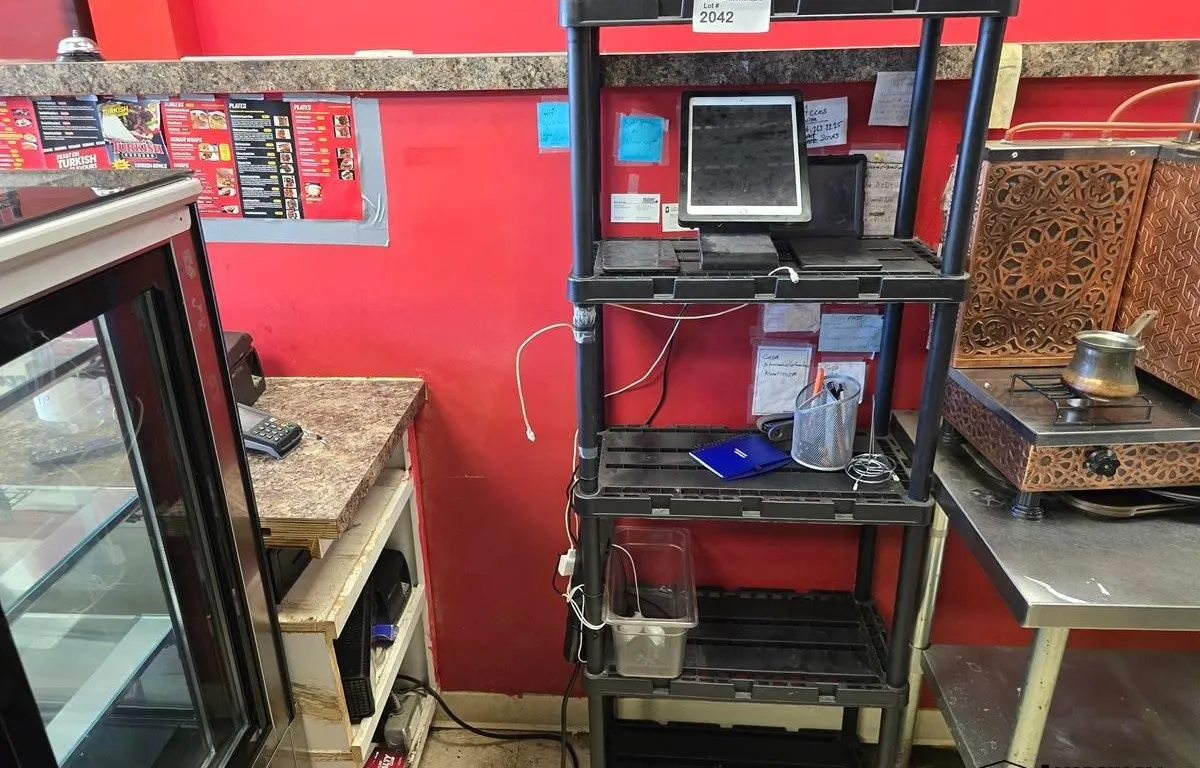 POS Equipment & Shelving
UNRESERVED