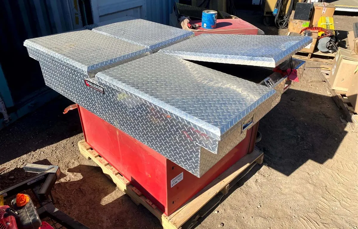 Challenger Aluminum Truck Toolboxes and Steel Rolling Toolbox
UNRESERVED