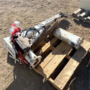 Liftmoore 2000 lb Hydraulic Service Crane
 UNRESERVED