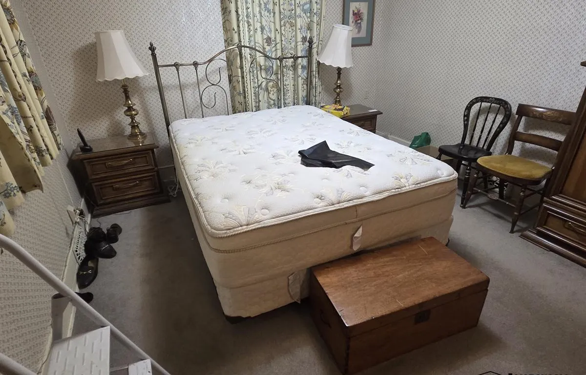 Metal Bed Frame & Mattress Set w/ Wooden Nightstands
UNRESERVED