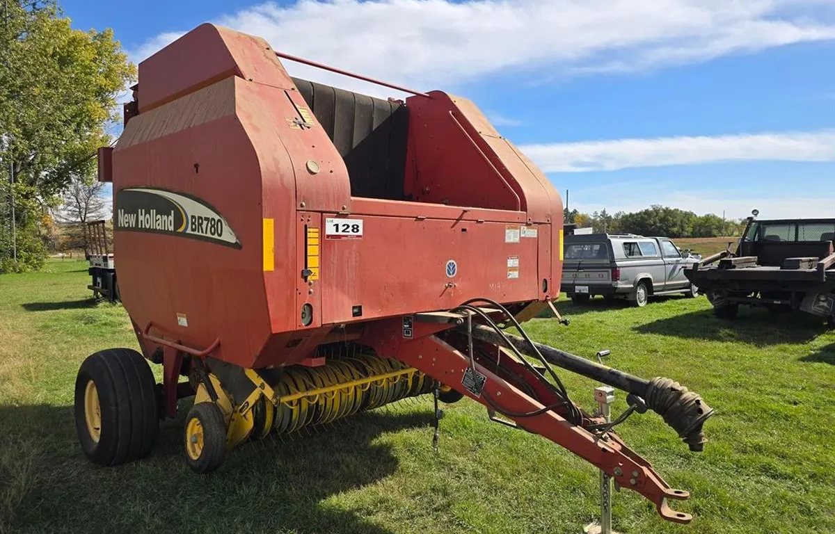 2003 New Holland BR780 Round Baler
UNRESERVED