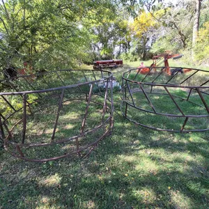 (2) Round Bale Feeders
 UNRESERVED