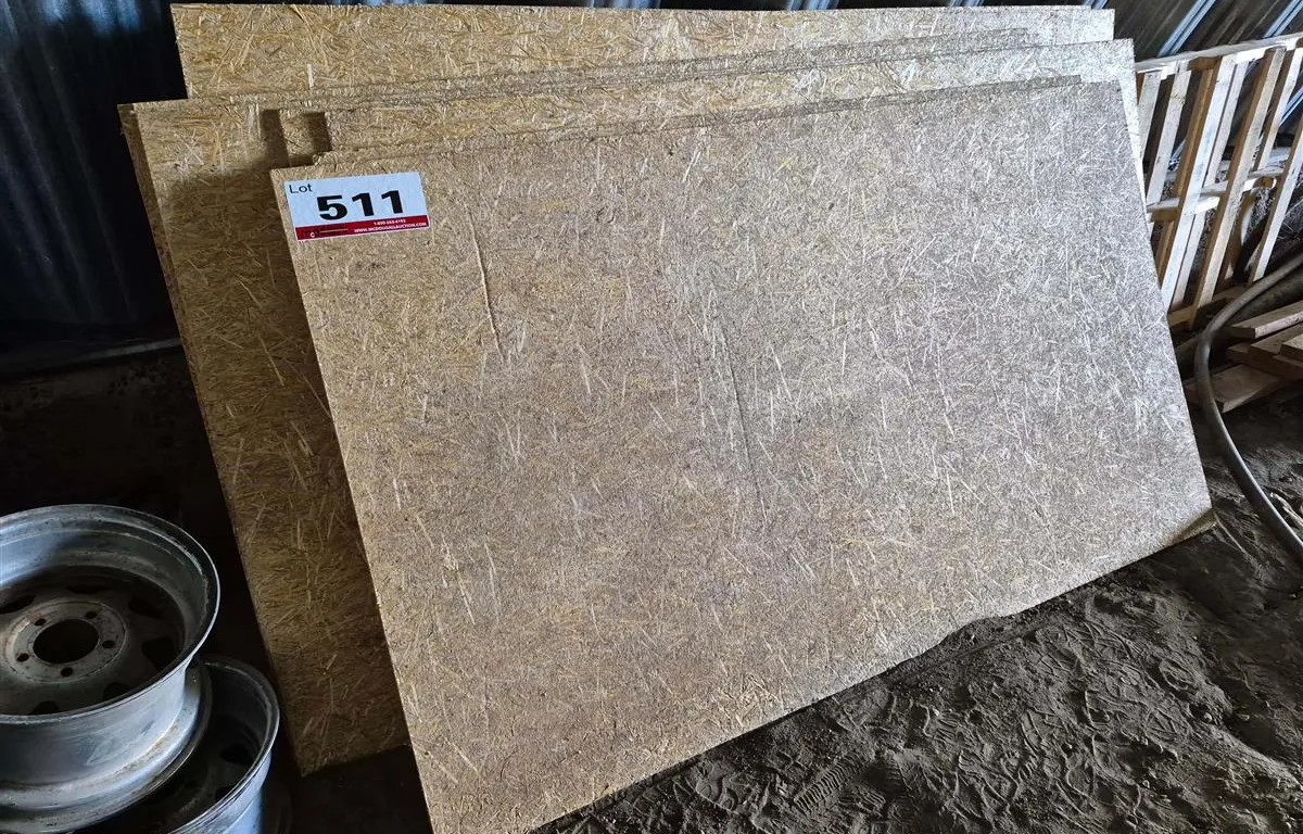 Assorted Sheets of Plywood
UNRESERVED