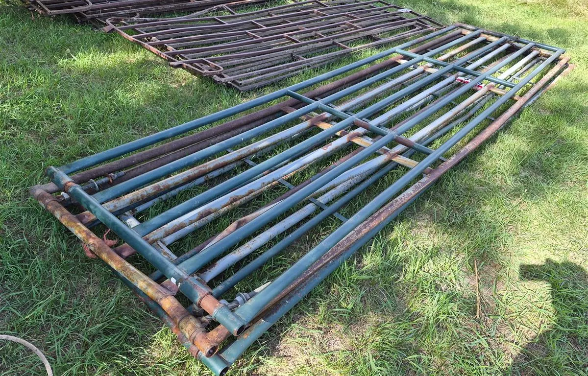 Assorted Steel Livestock Panels
UNRESERVED