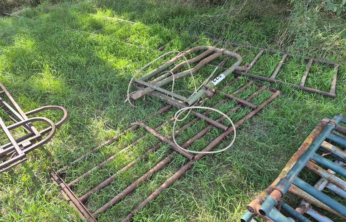 Assorted Livestock Gates & Panels
UNRESERVED