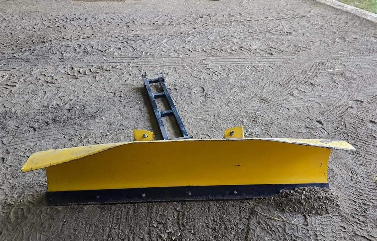 Moose Plow ATV Snow Plow
UNRESERVED