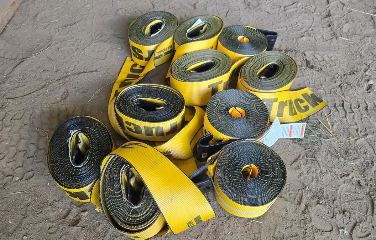 10 Kinedyne 5,400 lb straps
UNRESERVED