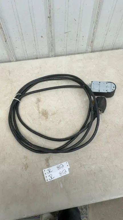 16 Ft 12/3 30A-259V Extension Cord