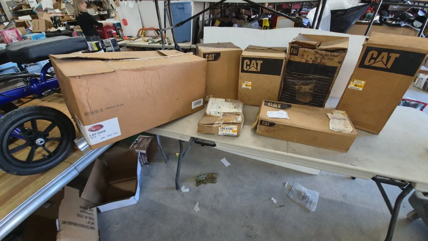 Caterpillar Air Filters and Oil Bases, 2S-1287, 176-1363, 6I-2503
