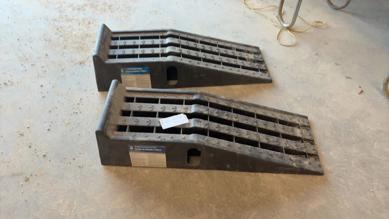 Power Fist 13,000 Lb Vehicle Ramps