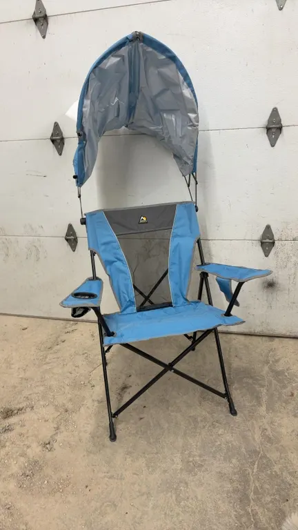 GCI Outdoor Lawn Chair with sun shade
