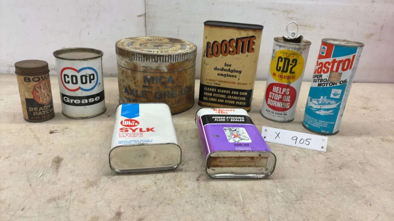Castrol, CO-OP, Mica, Loosite, CD-2, Bowes, Whiz Sylk, and Kleen-Flo Automotive Tins, Some with
